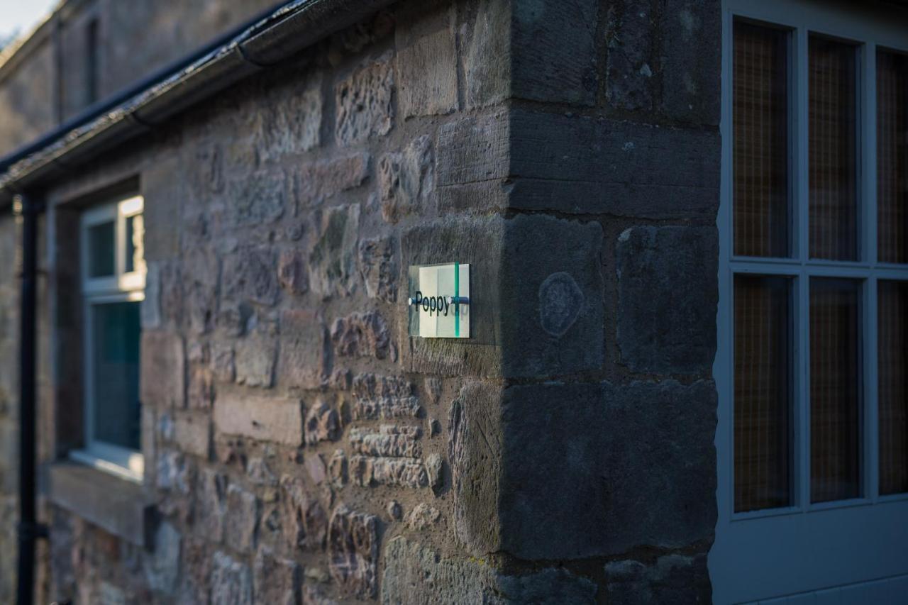Host & Stay - Poppy Cottage Bamburgh Eksteriør billede